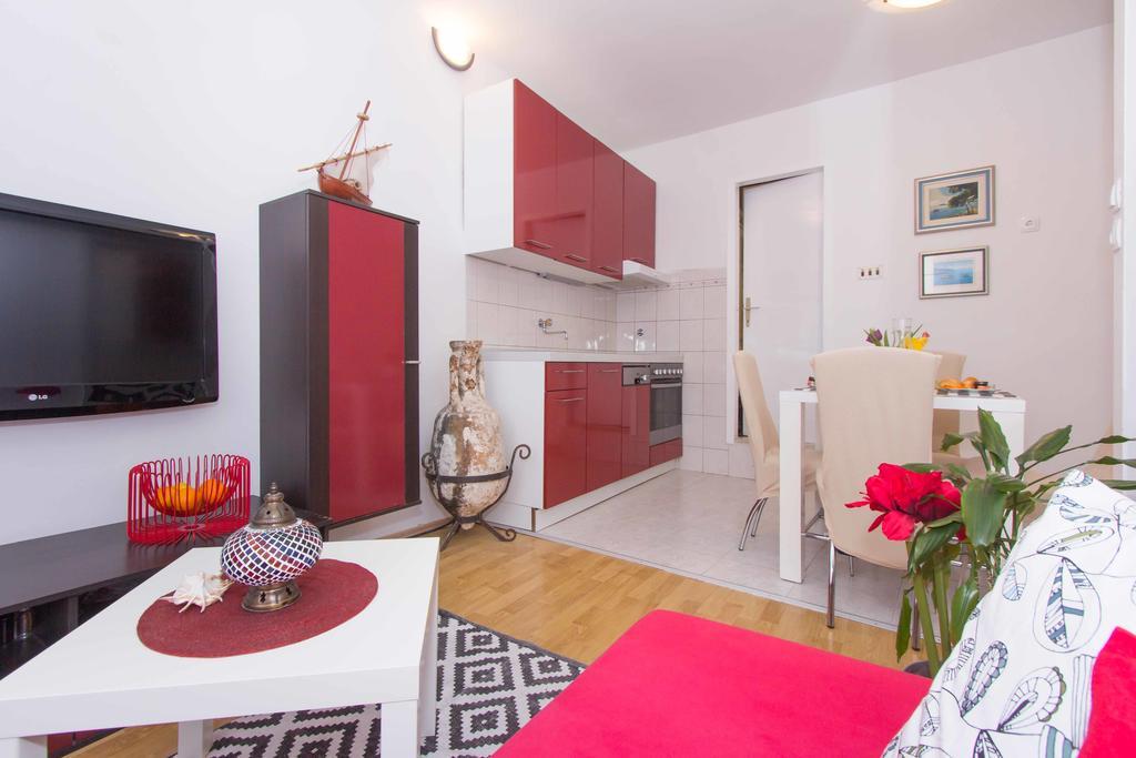 Red Valentino Apartment Split Dış mekan fotoğraf