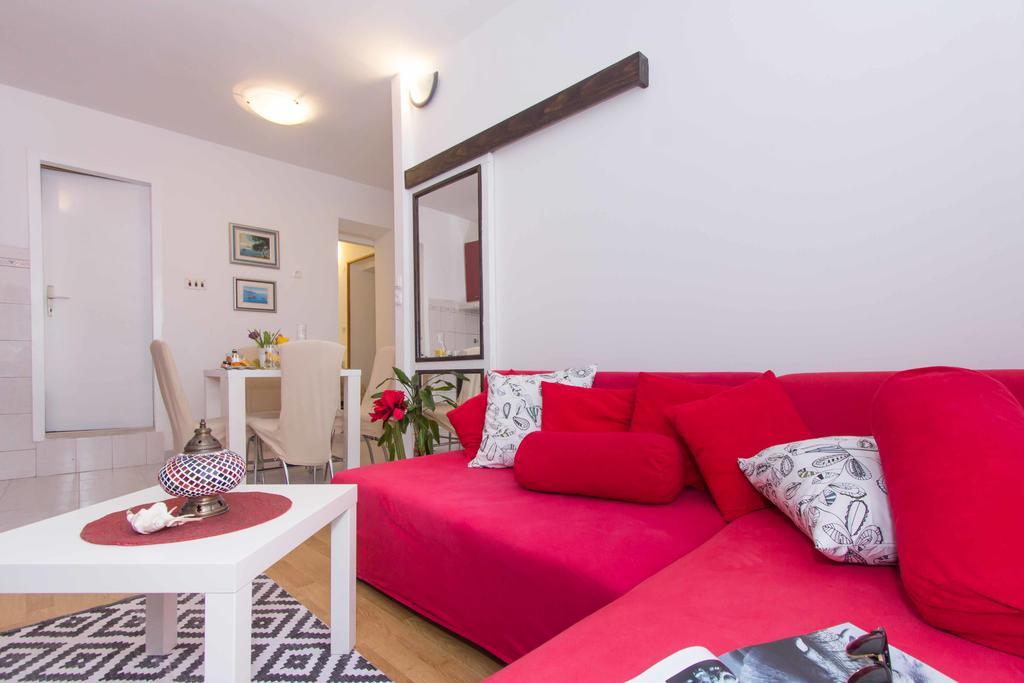 Red Valentino Apartment Split Dış mekan fotoğraf