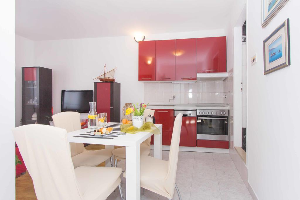 Red Valentino Apartment Split Dış mekan fotoğraf